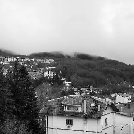 فندق Reale روكاراسو